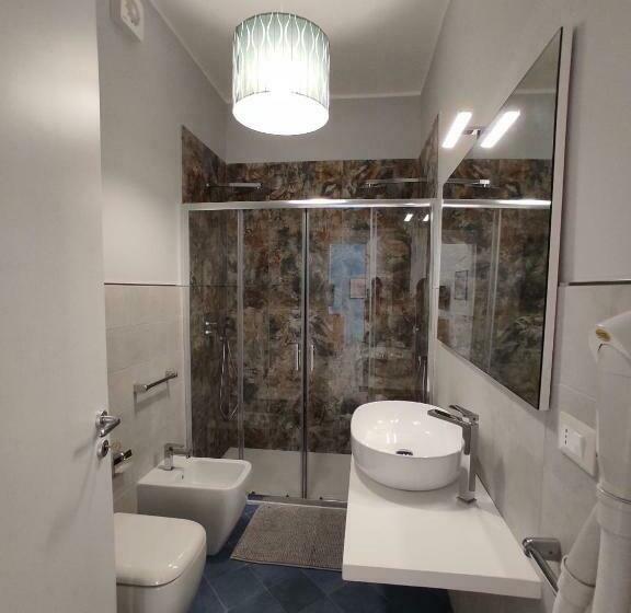 דירת חדר סופריור, San Pietro Otranto