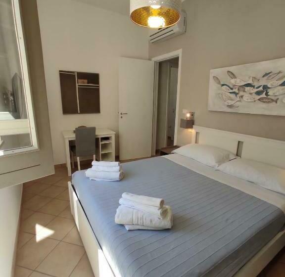 דירת חדר סופריור, San Pietro Otranto