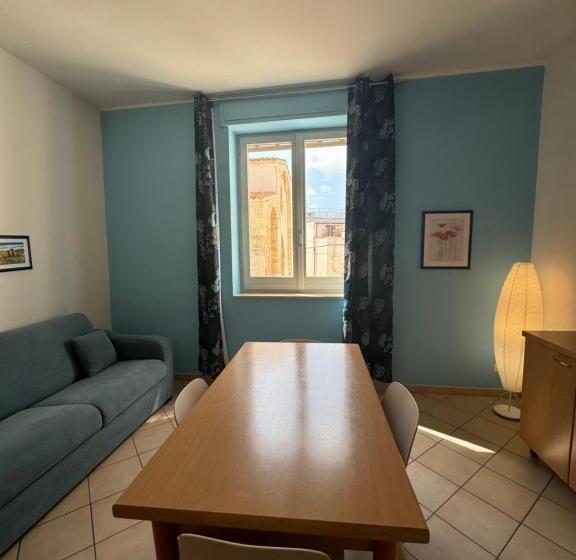 דירת חדר סופריור, San Pietro Otranto