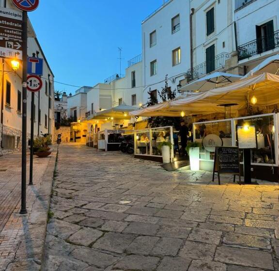 דירת חדר סופריור, San Pietro Otranto