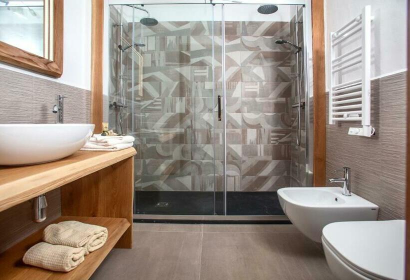 标准间, Il Busciolotto