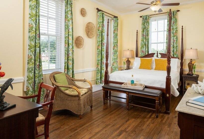 스탠다드 룸, Magnolia Manor And Chapel