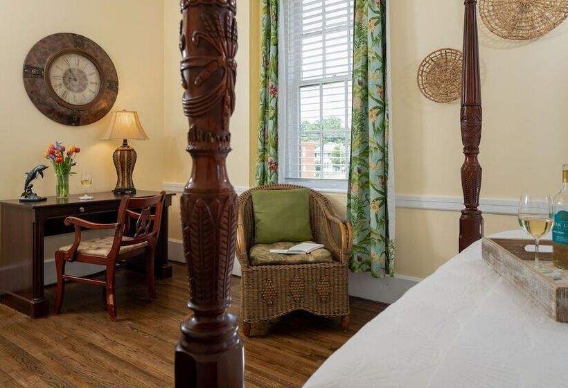 스탠다드 룸, Magnolia Manor And Chapel