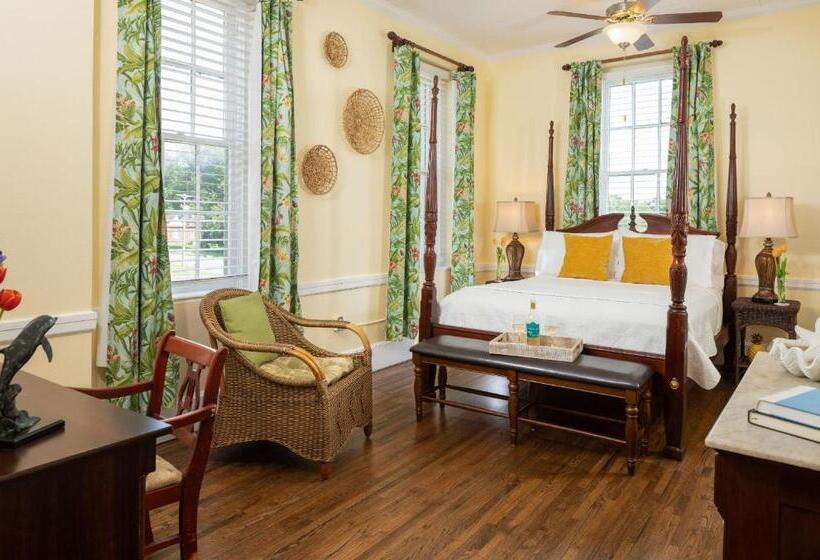 스탠다드 룸, Magnolia Manor And Chapel