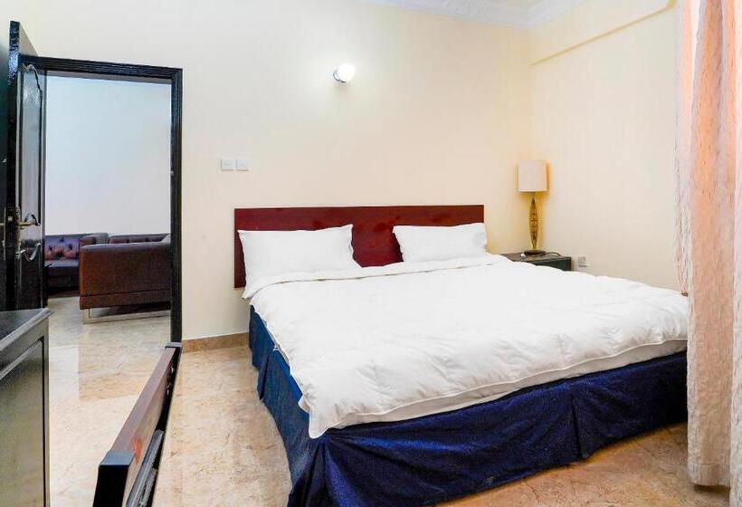 استودیوی استاندارد, Oyo 124 Al Salam Palace