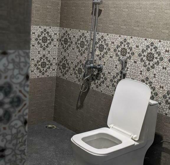 غرفة ديلوكس, The Cube Stay