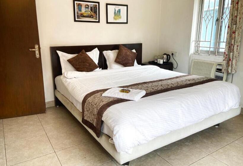 1 Bedroom Apartment with Balcony, The Aster Homestay   Bedrooms & Apartments