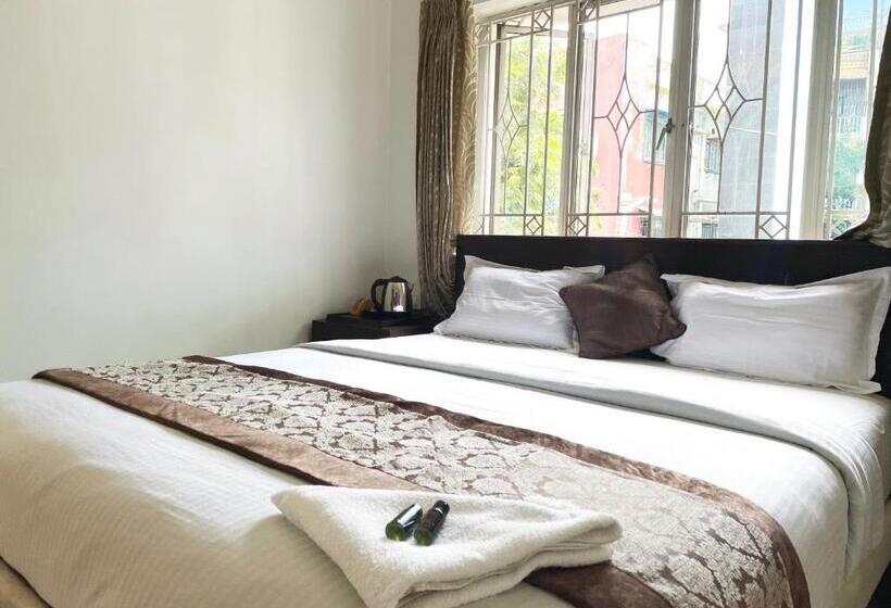 Deluxe Room, The Aster Homestay   Bedrooms & Apartments