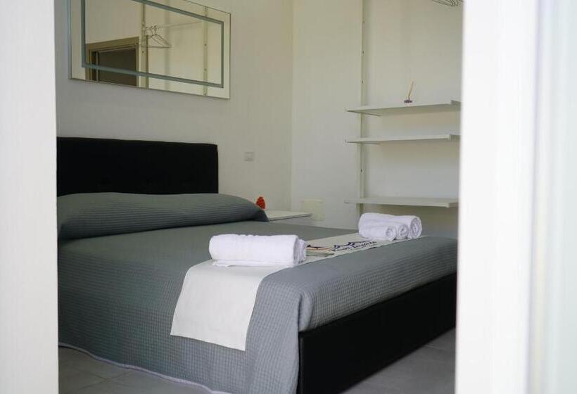 4인용 스탠다드 룸, Resort Leonardo  Room, Pool & Restaurant