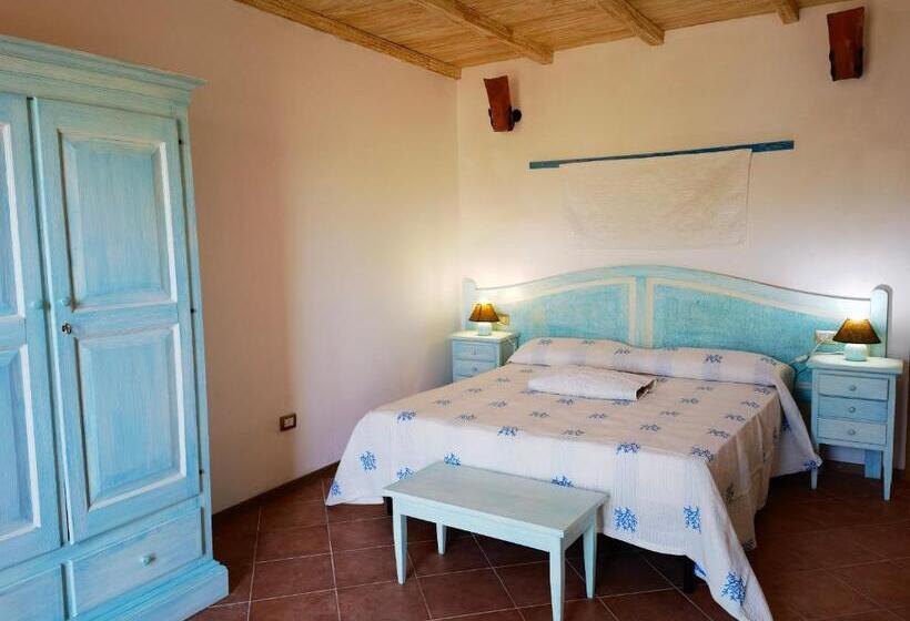 חדר סטנדרט נוף לבריכה, La Corte Degli Ulivi   Albergo Rurale