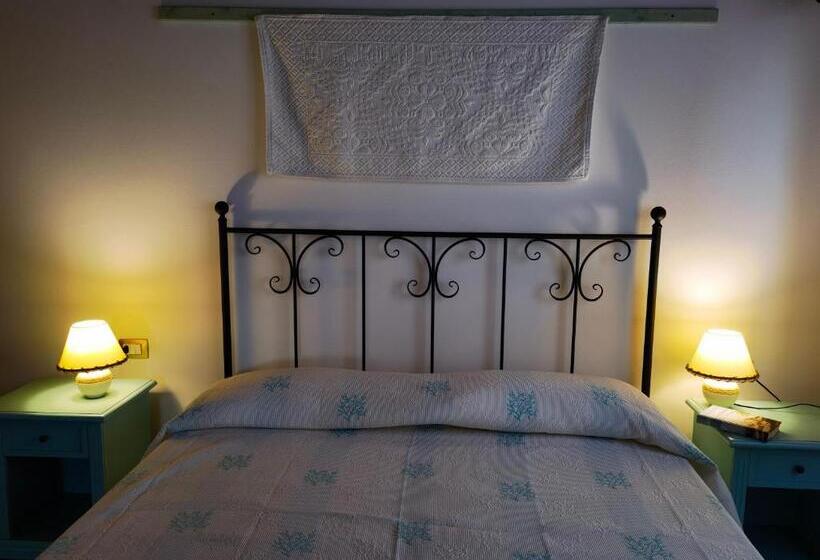 חדר משפחתי, La Corte Degli Ulivi   Albergo Rurale