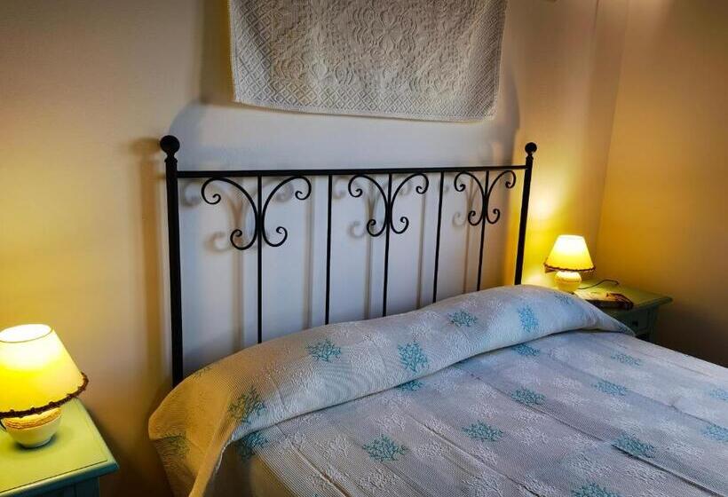 חדר סטנדרט עם מרפסת, La Corte Degli Ulivi   Albergo Rurale