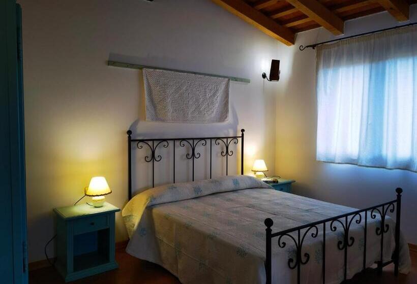 חדר סטנדרט עם מרפסת, La Corte Degli Ulivi   Albergo Rurale