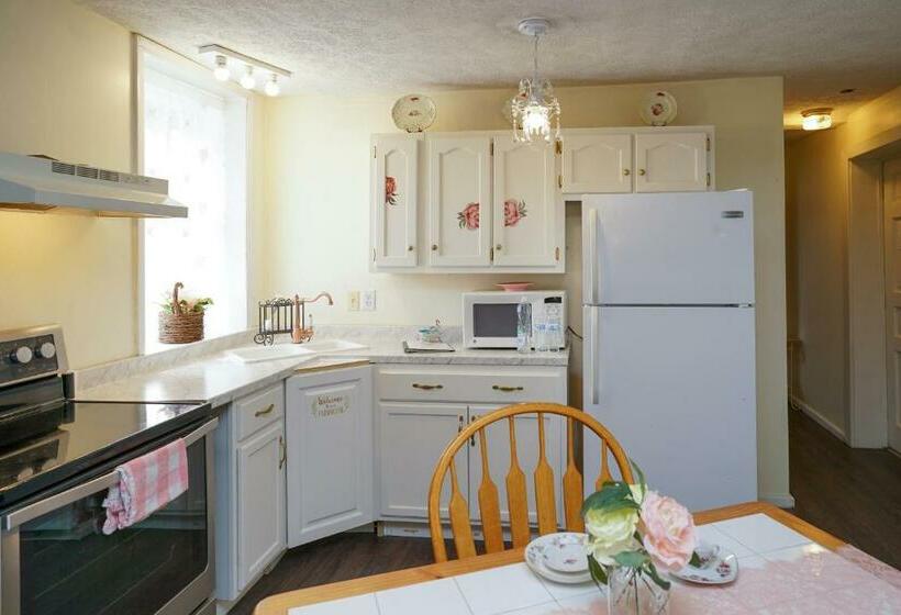 غرفة قياسية مطلّة علي الحديقة, Nicura Ranch Inn & Stables