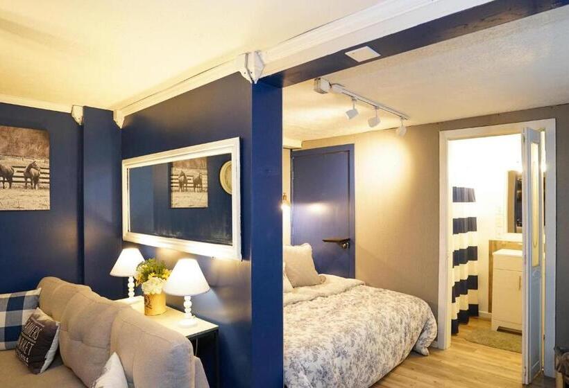 디럭스 스위트 킹 침대, Nicura Ranch Inn & Stables