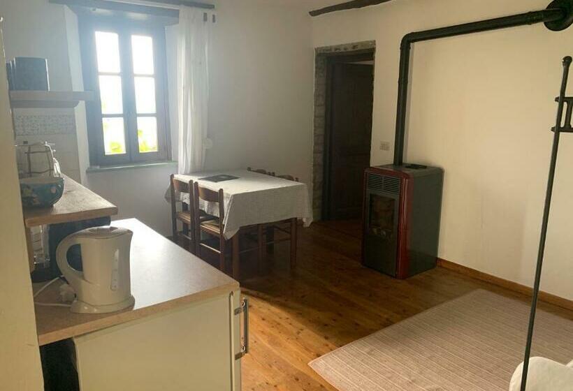 Апартаменты 1 Спальня Нижний Этаж, Agriturismo La Collina Degli Scoiattoli