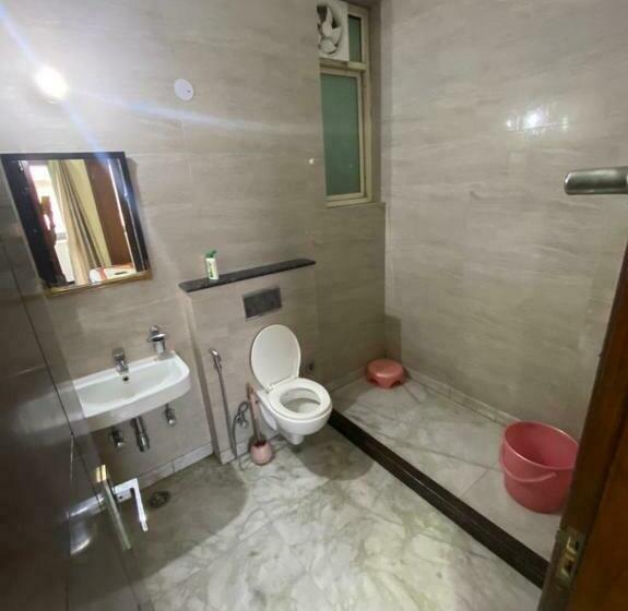 スタンダードルーム, Mahak Guest House By Wb Inn