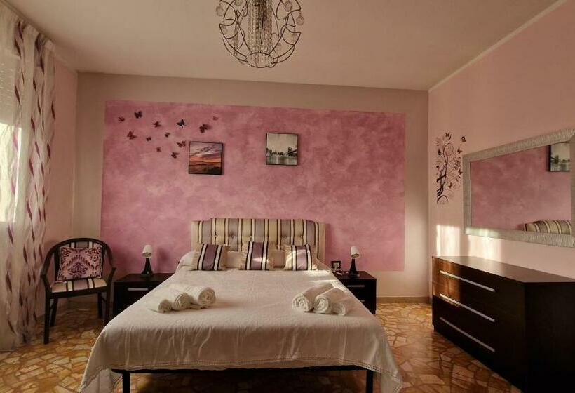 اتاق استاندارد با سرویس بهداشتی مشترک, Hope Apartment