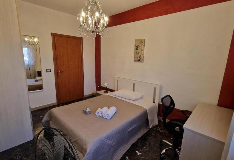 اتاق استاندارد یک تخته با سرویس بهداشتی مشترک, Hope Apartment