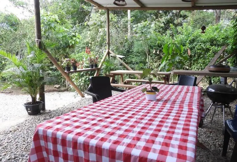 Standard Neljän Hengen Huone, La Posada De Las Aves