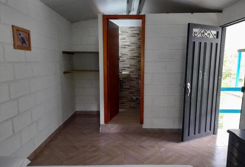 חדר סטנדרט לארבעה, La Posada De Las Aves