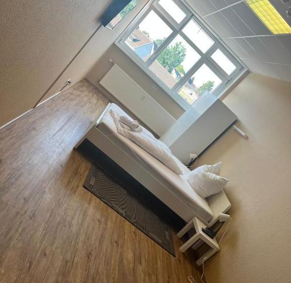 غرفة قياسية, Zimmer In Ramstein