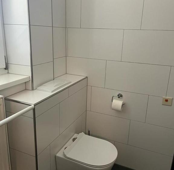 Номер Стандарт, Zimmer In Ramstein