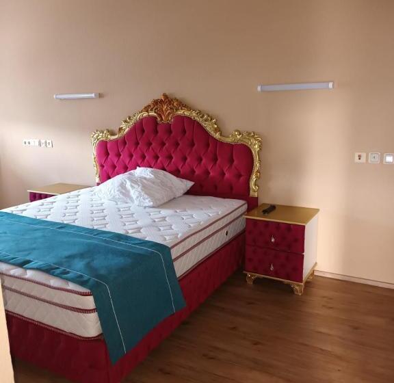 غرفة قياسية سرير كينج لذوى الإحتياجات الخاصة, Zimmer In Ramstein