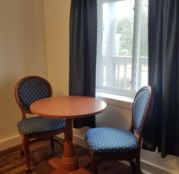 اتاق استاندارد, Acadia Sunrise Motel