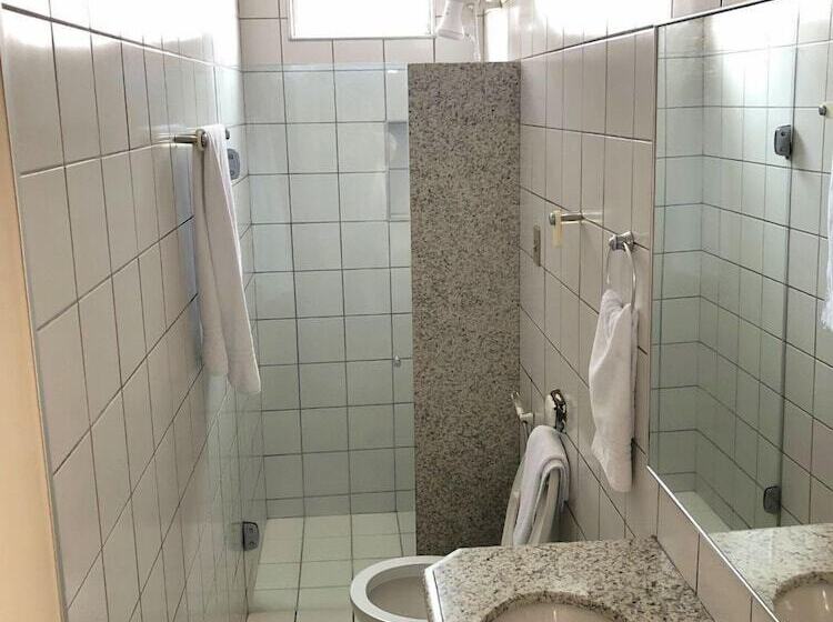 Quarto Triplo Estandar, Aldeota Praia