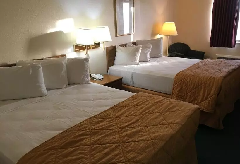 ２ダブルベッドのスタンダードルーム, Amerihost Inn & Suites  Mexico