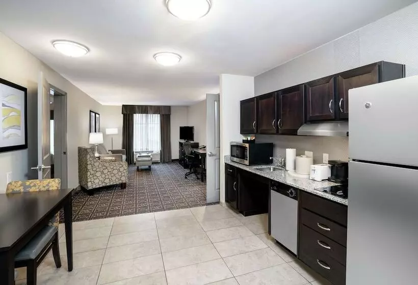身障者適用スイートルーム, Homewood Suites By Hilton Huntsville   Downtown, Al