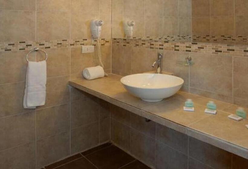 اتاق استاندارد سه نفره, Monte Cervino