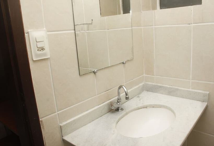 家庭间, Rio Jordão