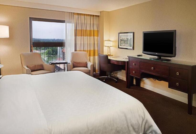 스탠다드 룸 킹사이즈 침대, Sheraton Westport Plaza