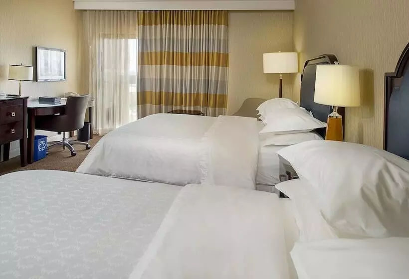 デラックスルーム, Sheraton Westport Plaza