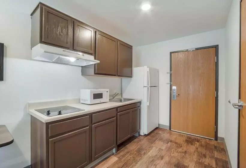 身障者適用スタンダードルーム, Woodspring Suites | North Charleston Airport I526
