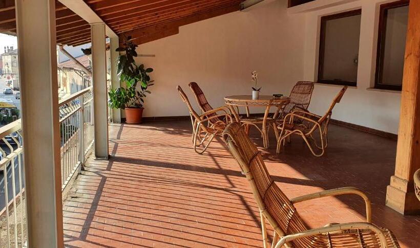 Номер Стандарт с Балконом, Le Rustiche Foresteria