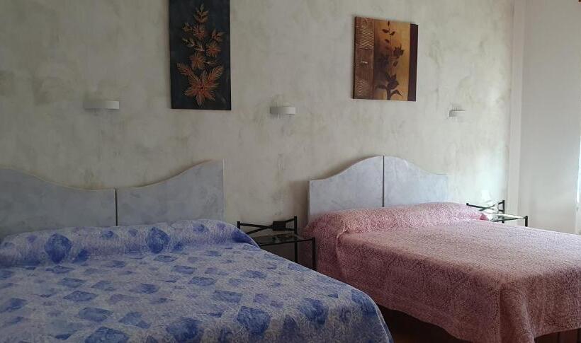 חדר סטנדרט לארבעה, Le Rustiche Foresteria