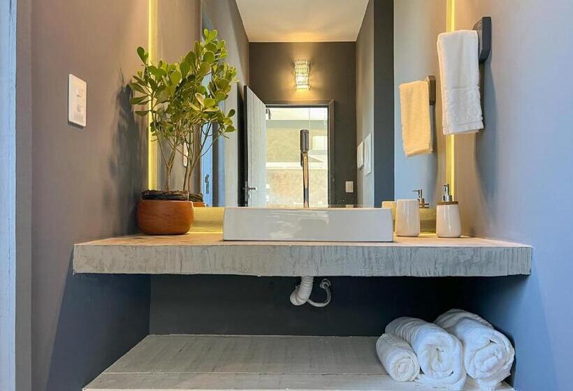 شقة غرفة واحدة مطلة على البحر, Club De Mar Condo