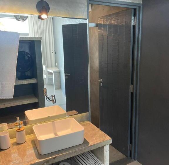 فيلا غرفة نوم واحدة مطلّة علي البحر, Club De Mar Condo