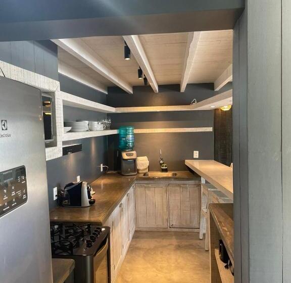 منزل غرفتين نوم, Club De Mar Condo