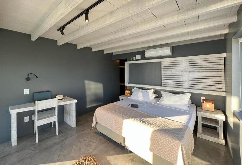 منزل غرفتين نوم, Club De Mar Condo