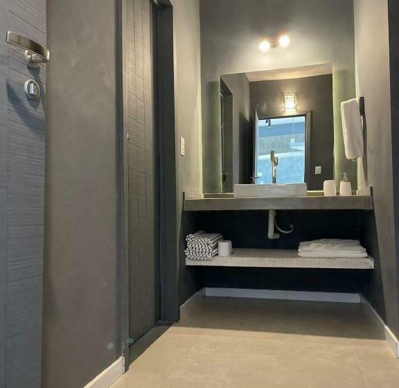 شقة غرفة واحدة مطلة على البحر, Club De Mar Condo