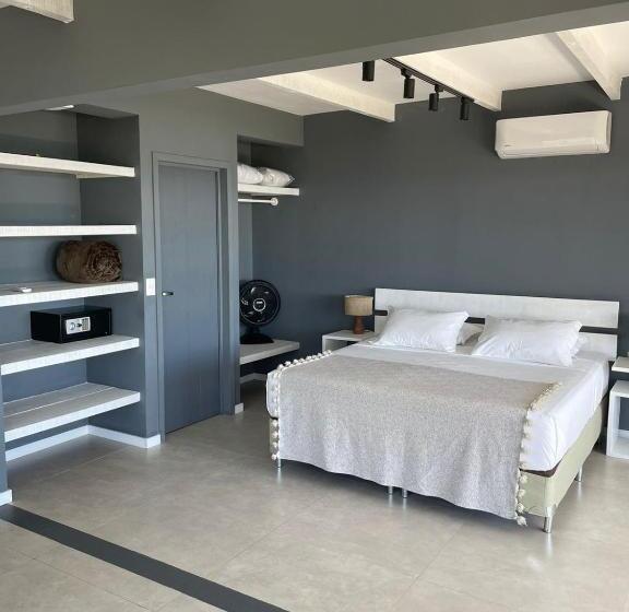 شقة غرفة واحدة مطلة على البحر, Club De Mar Condo