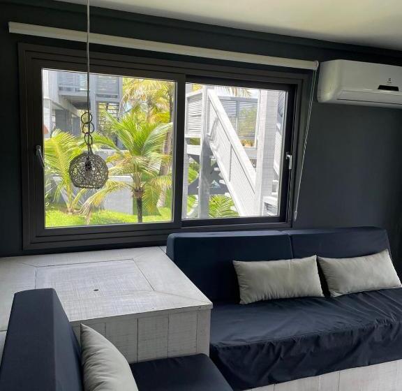 غرفة عائلية مطلّة علي الحديقة, Club De Mar Condo