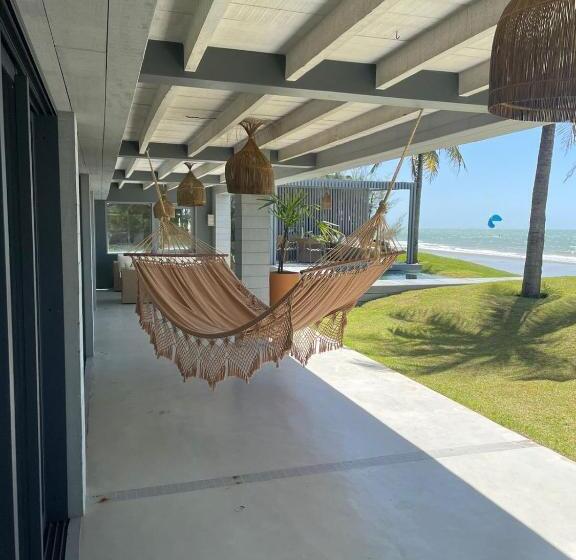 غرفة عائلية مطلّة علي البحر, Club De Mar Condo