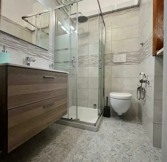 バルコニー付きスタンダードルーム, Monte Cuccu Bed & Breakfast