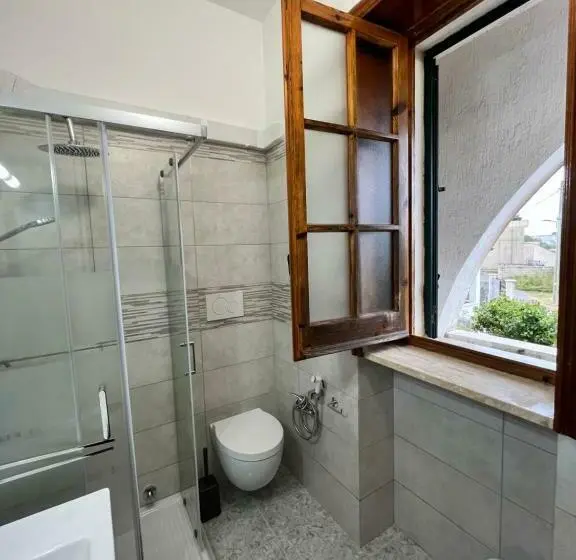 バルコニー付きスタンダードルーム, Monte Cuccu Bed & Breakfast
