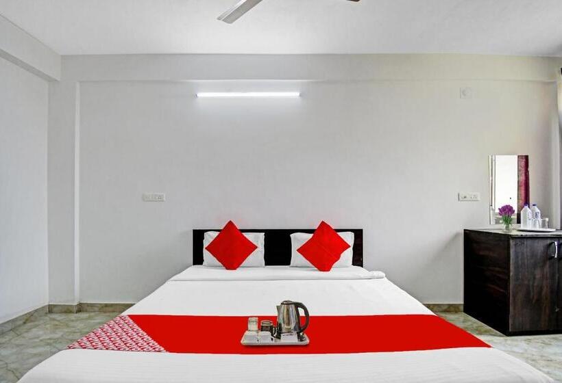 غرفة ديلوكس ثلاثية, Oyo 92779 The Green Akress